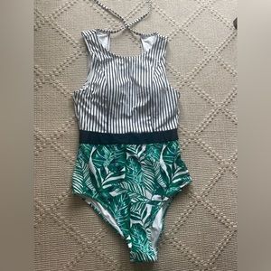 Cupshe multi pattern one-piece